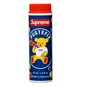 Supreme pustefix soap bubbles